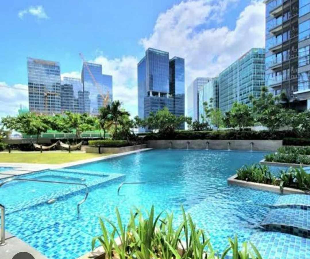 Uptown Parksuites Bgc Taguig Luaran gambar
